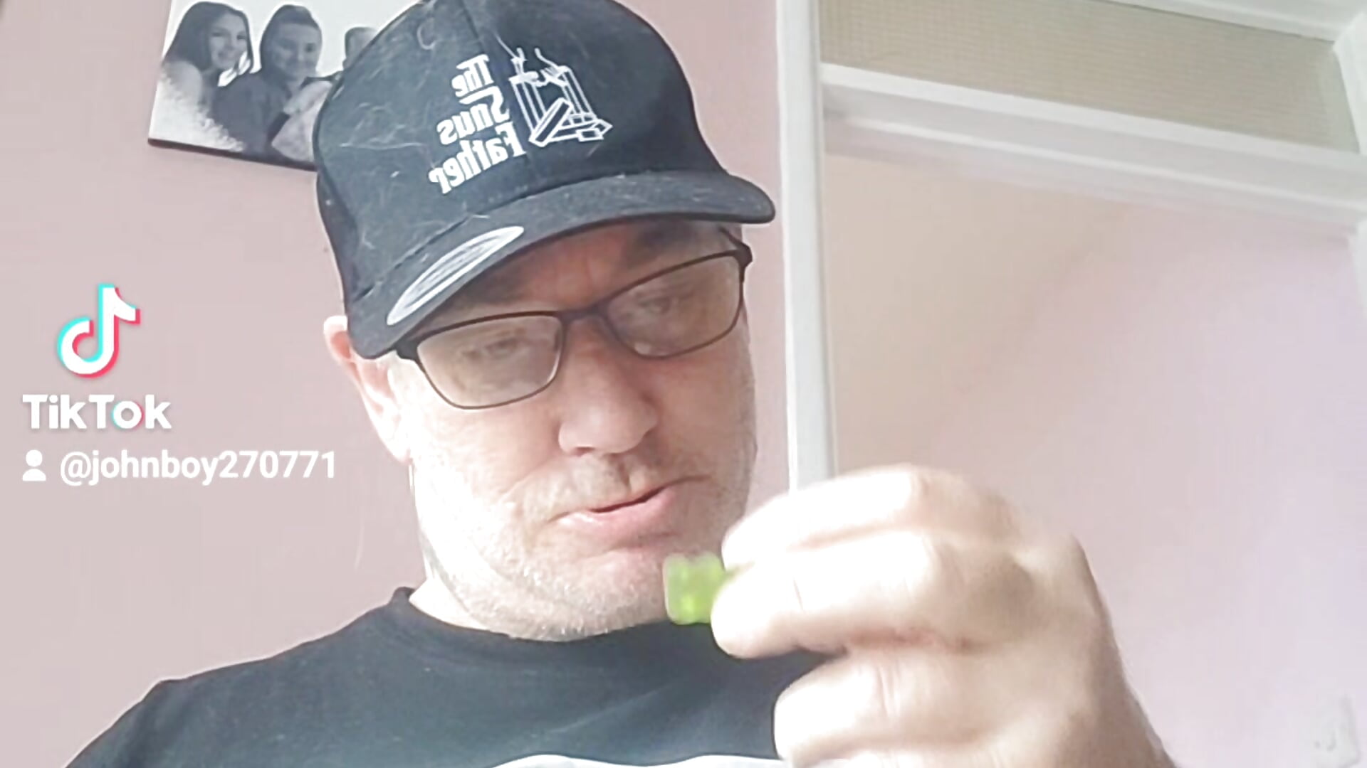 1000000620– MysteriousToy4 kameramodell videója