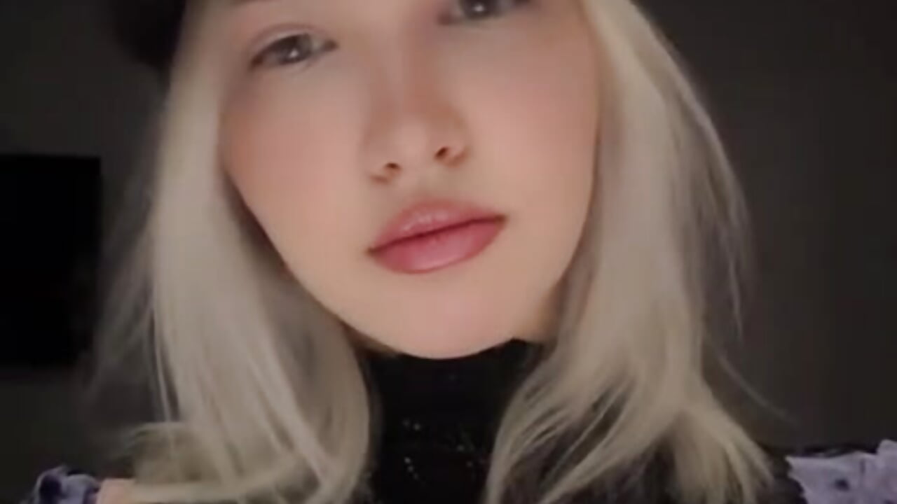 Would you walk with me? - video oleh ErinBissonnette kamera model