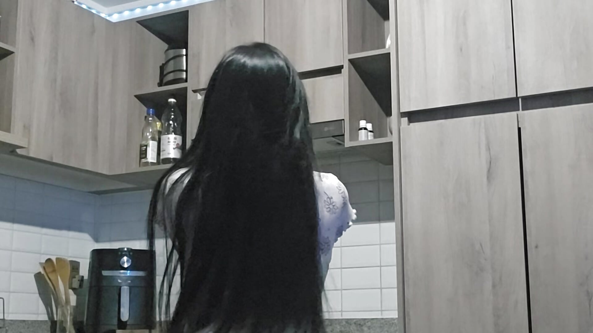 🍑 - video di Liarmosca21 modella di cam