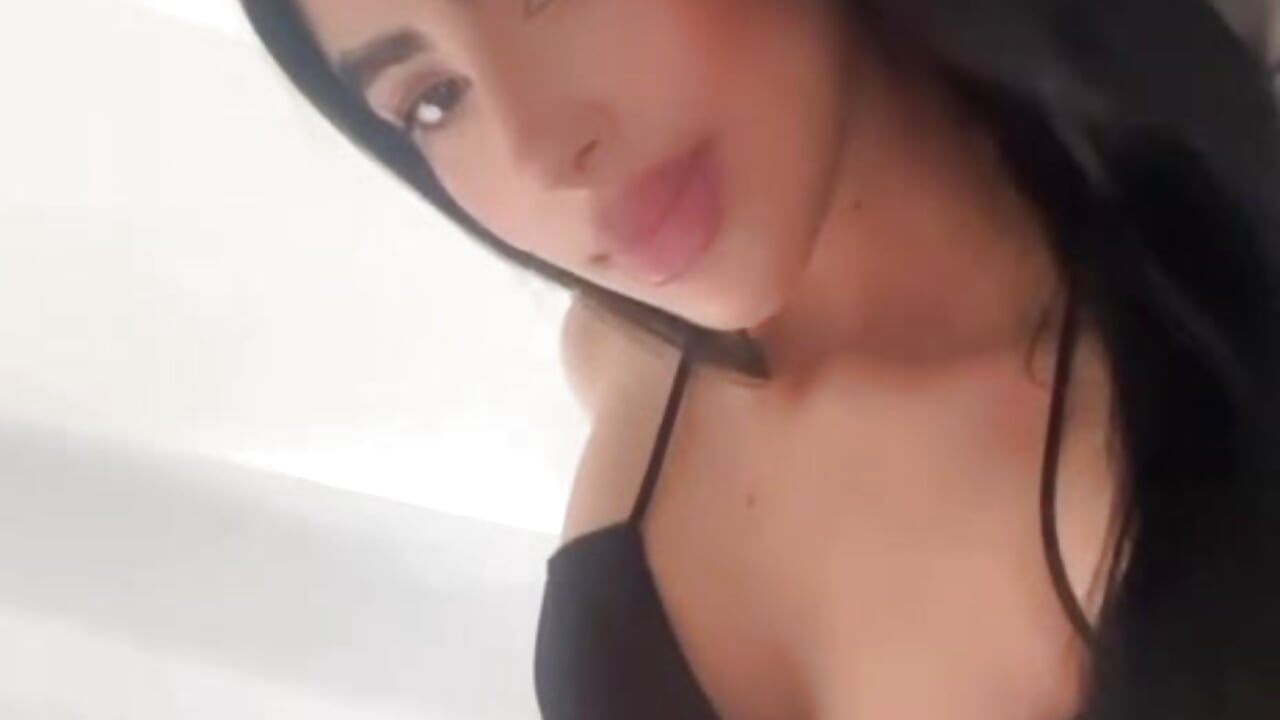 you like my dress? - video by imsaraah cam model