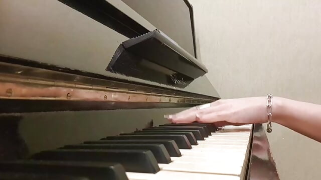 Piano play 😍😍 - video by LinaMour cam model