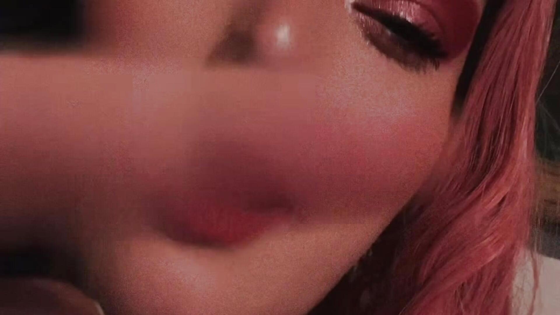 Heart react - vidéo du modèle de showcams Princessblazed444