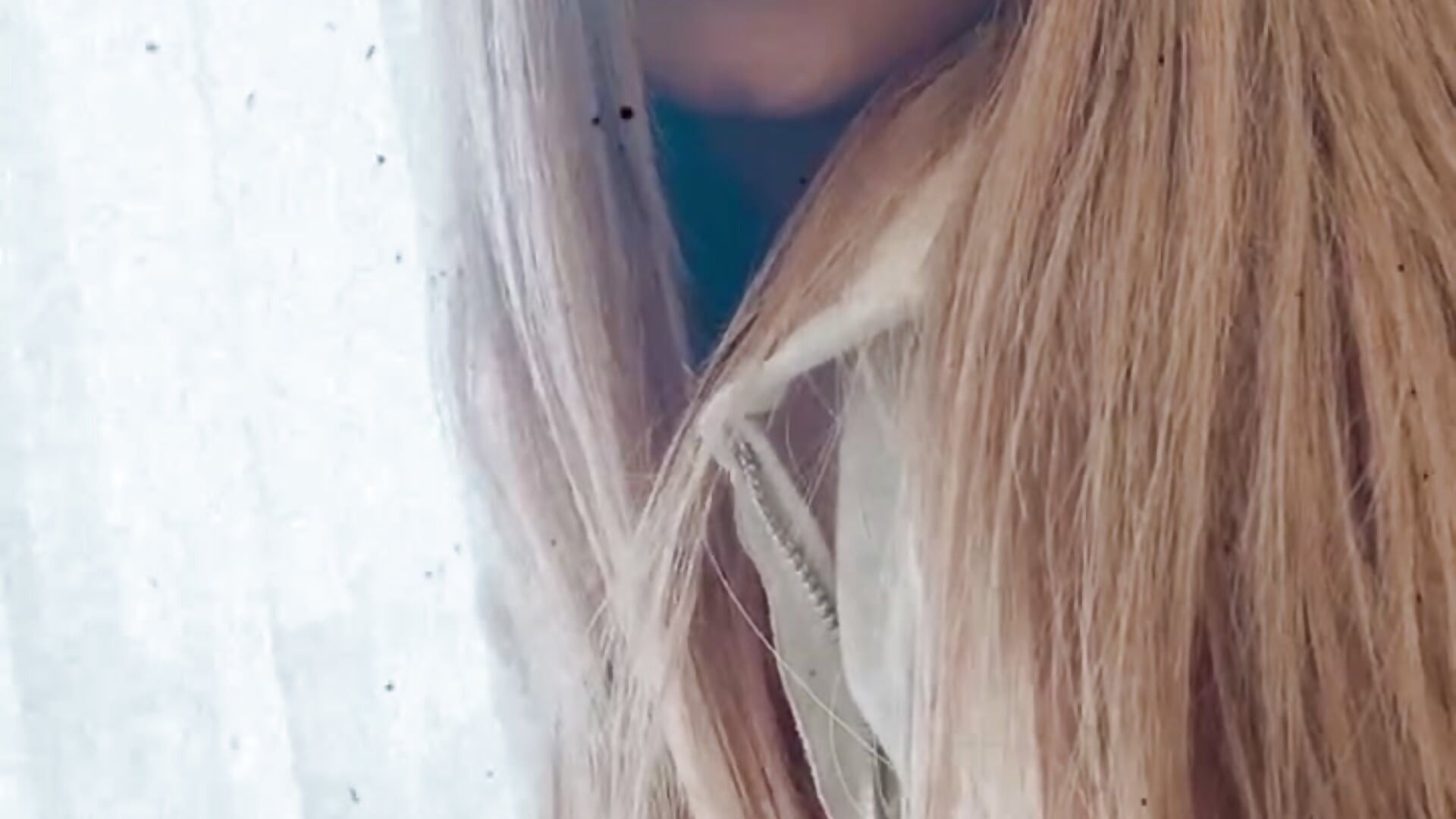 trim,2A310A0E-3B0E-4CF0-85DB-99980D471126 - video by AvisFlowers cam model