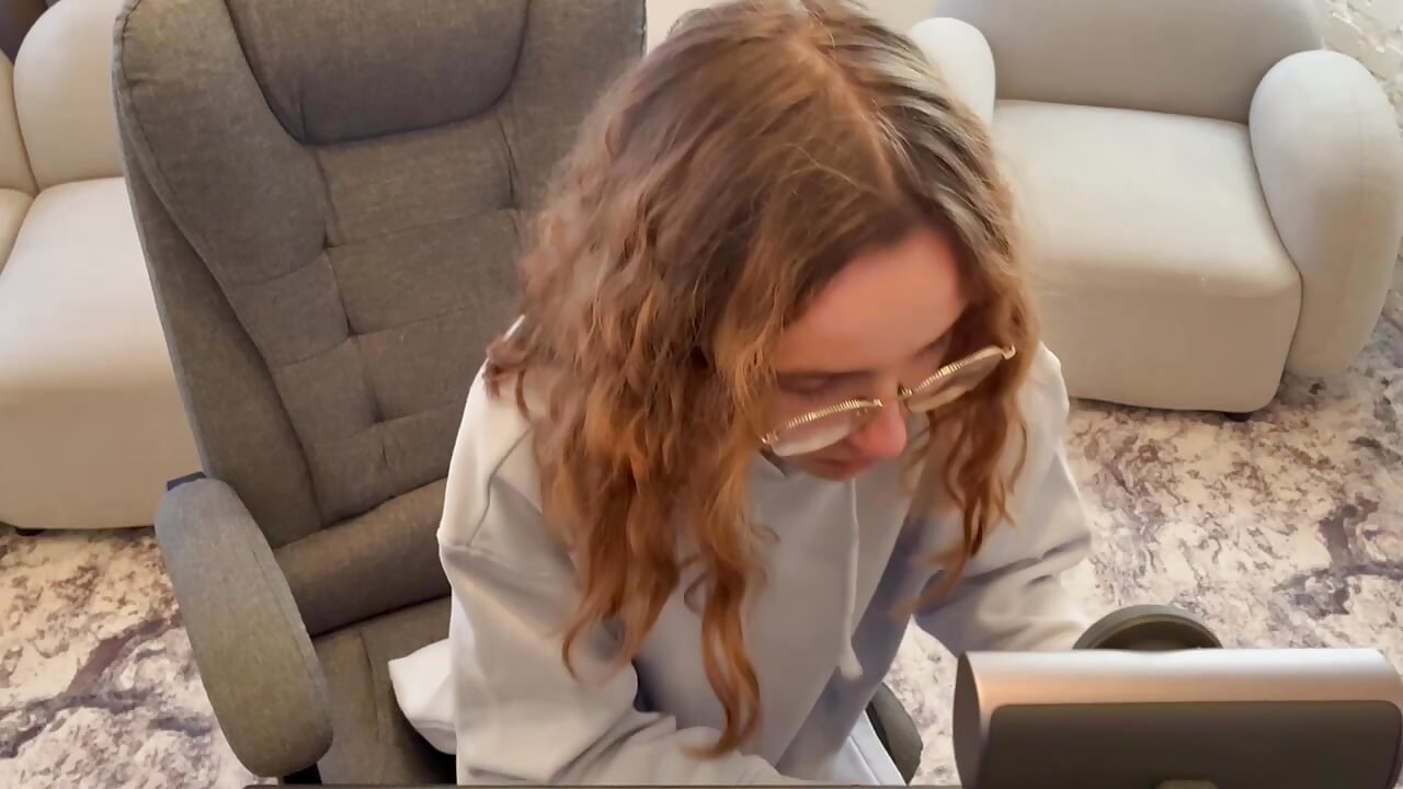 My first day on streaming - video by IiceVeinss cam model