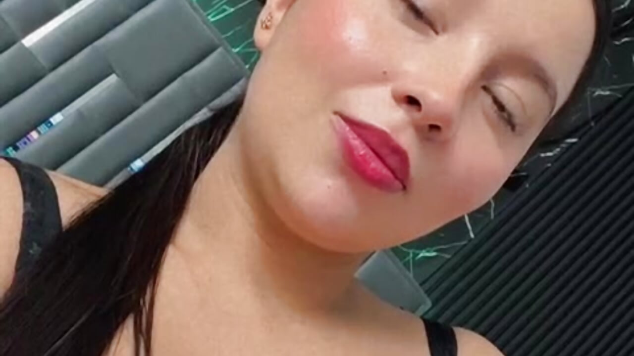 Wink! 😉 - video by Thaliaa_Bdsm cam model