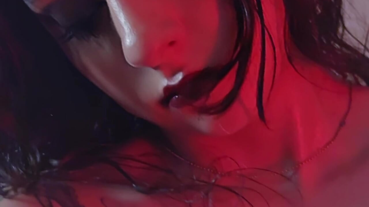 Those who know how to look, find fire. 🔥 - video by sharlot24 cam model