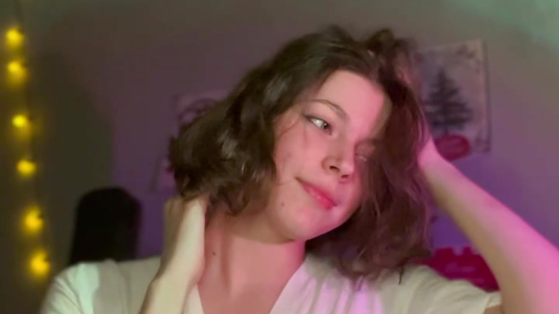 a little bit of me - video by CutieAnny cam model