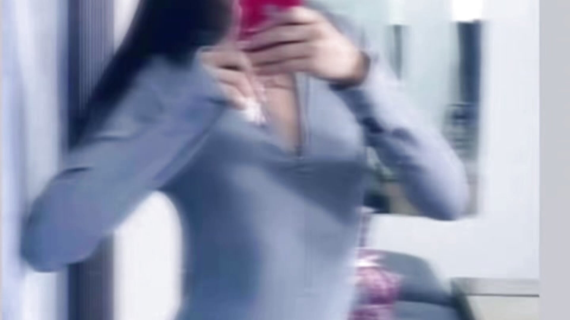 Chica linda 👸🏻－カメラキャストのCamelyHottの動画