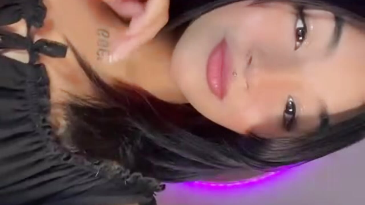 ♥Kiss me♥ - video by Manelyk_evanss_ cam model