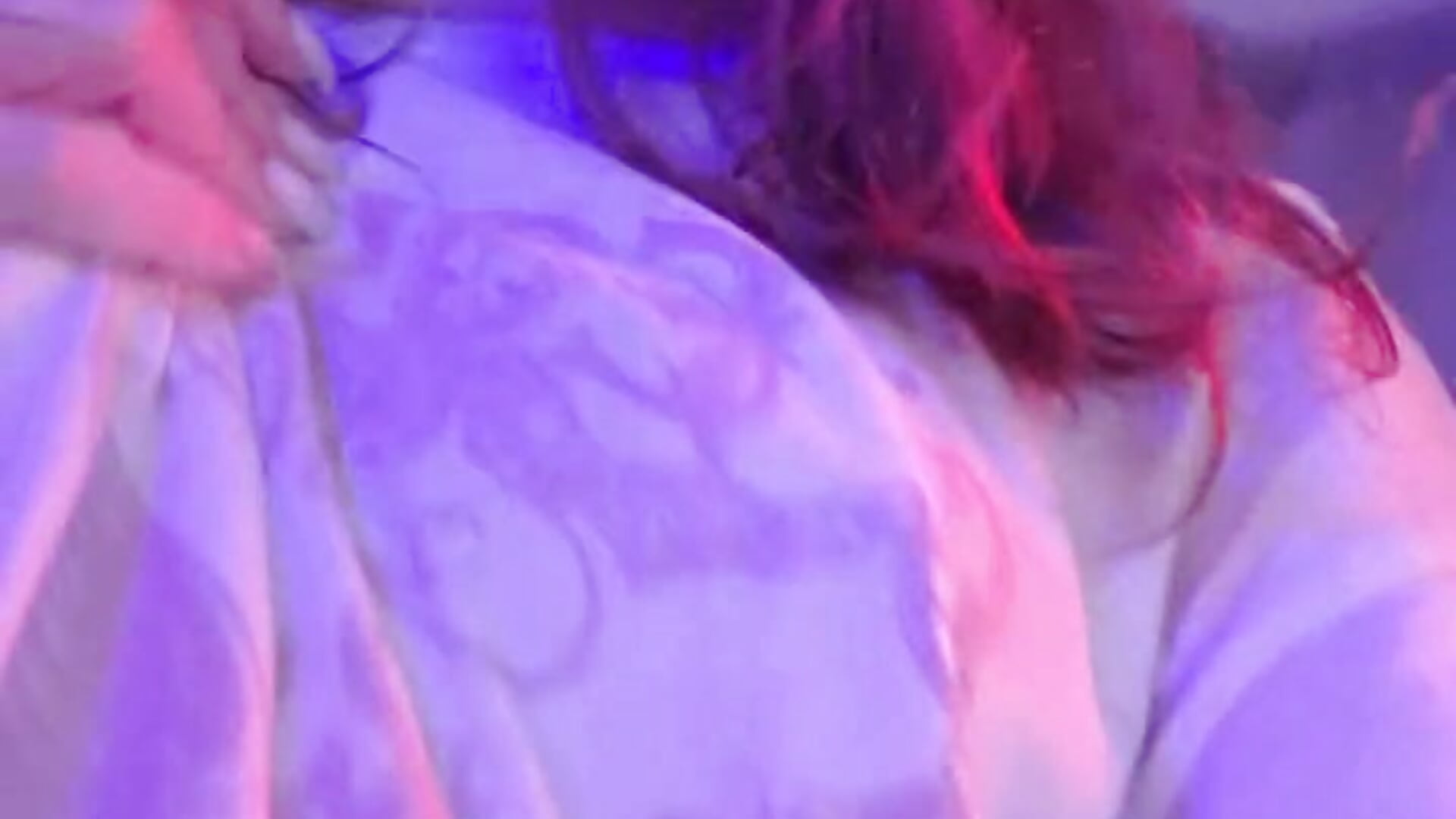 For your glance - and only - video di DongMolt modella di cam