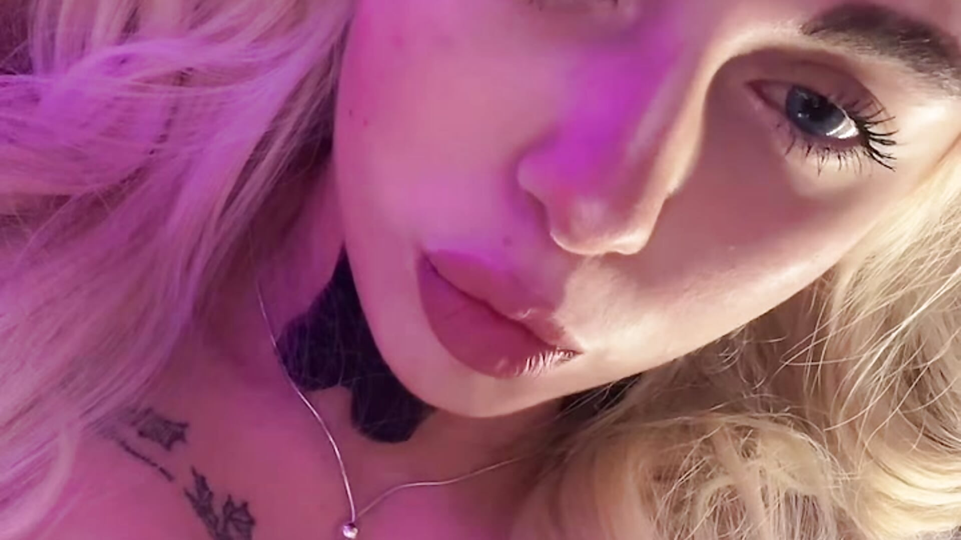 😋😋