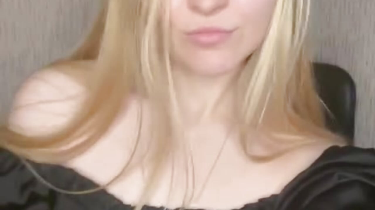 song for ya <3 - video by Milana_Key cam model