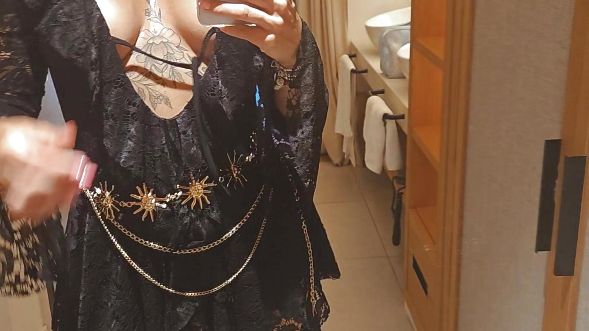 A little flash 📸😈 - video của người mẫu cam DeliciousDeeX