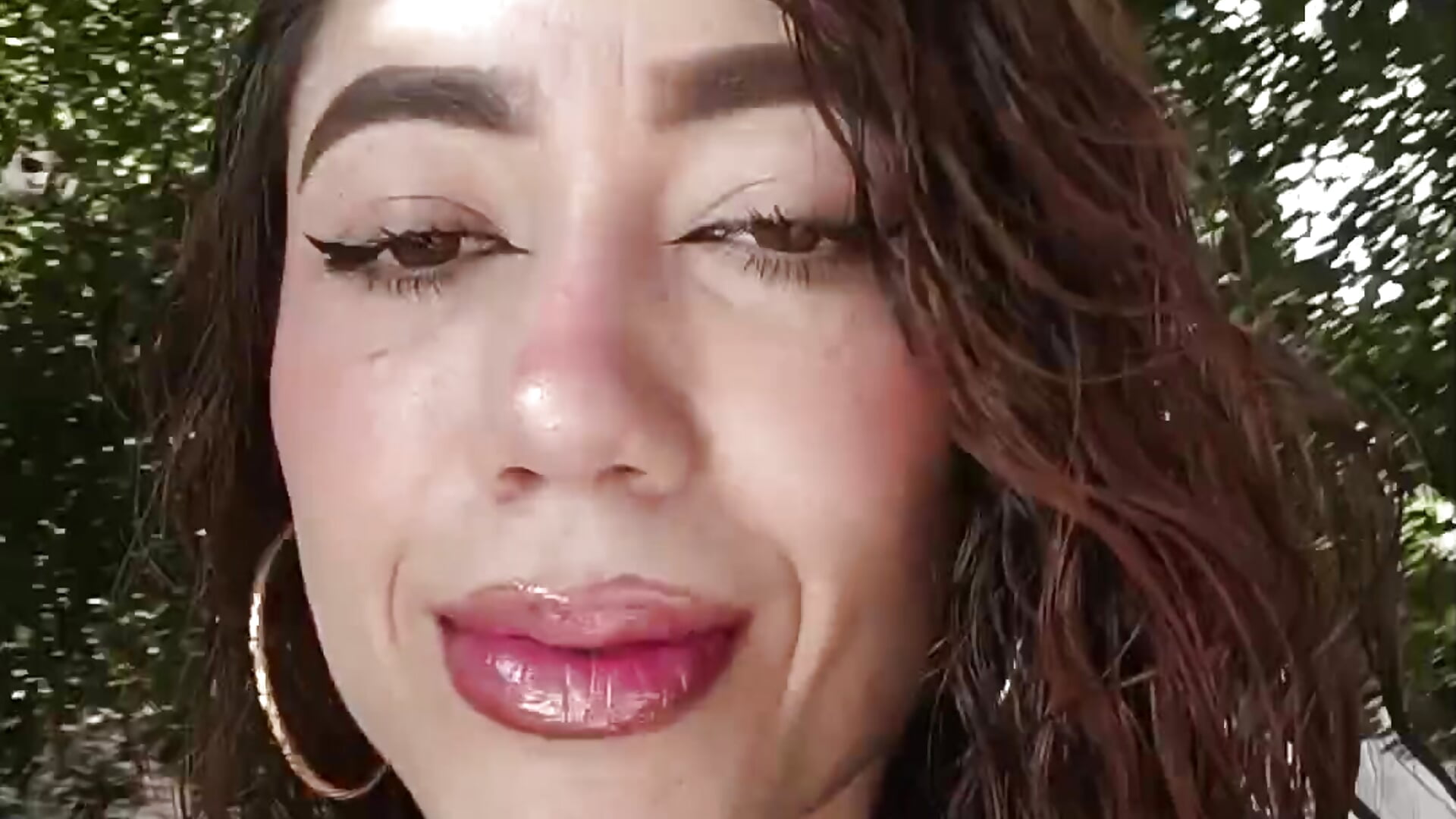 how rich feel the sun on my face - video by Samiirasis cam model