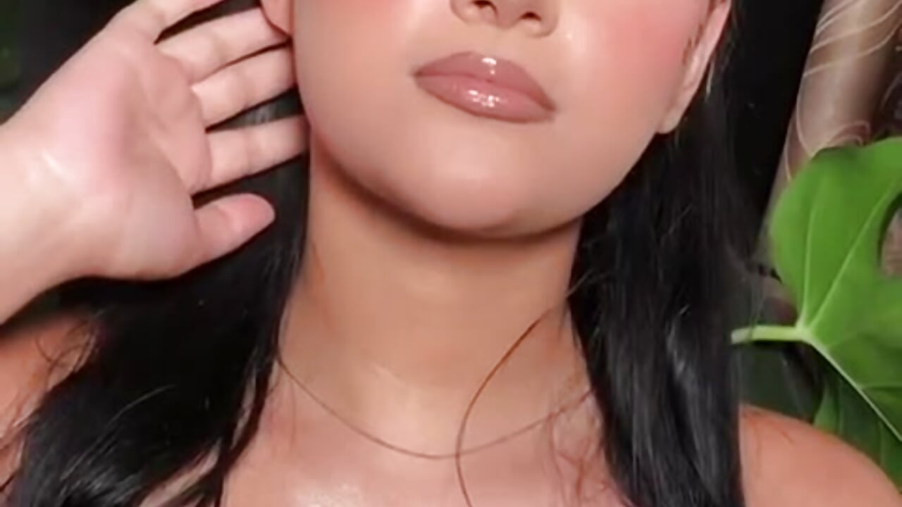 Hey - video by naomi_dh cam model