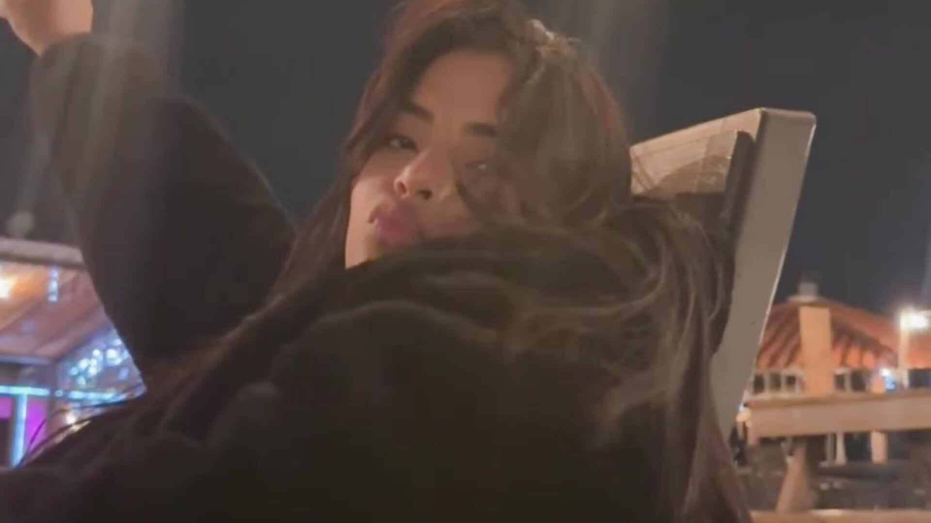 ♥️ - video di Sara-Evans modella di cam