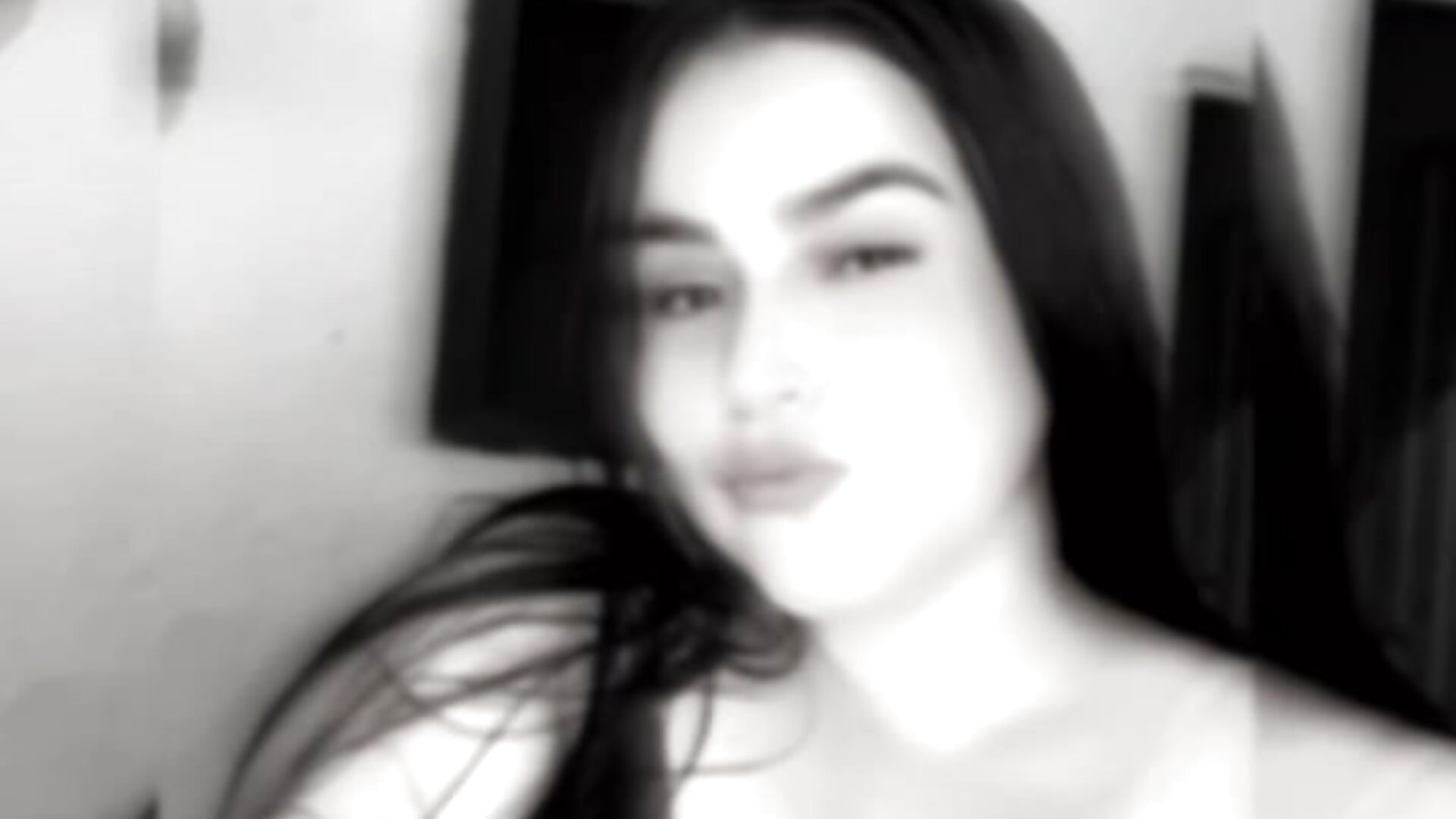 3e47df650d8f43f59b73bfb98356f775 - video by mia-08martinez_ cam model