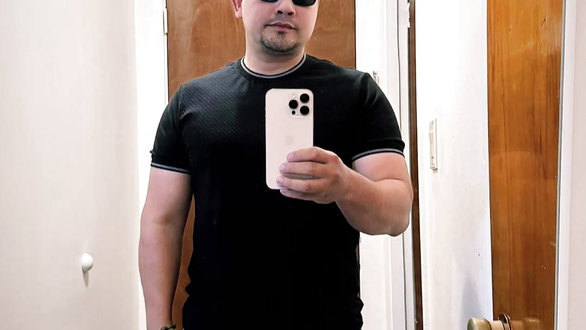 2FFDC9D0-A0B1-4124-BB15-AC1297A2C317segment_video_0 - video by danielkike1721 cam model