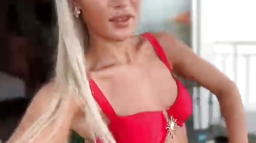Pretty as face as my pussy 🤫 - video by Codiexox cam model