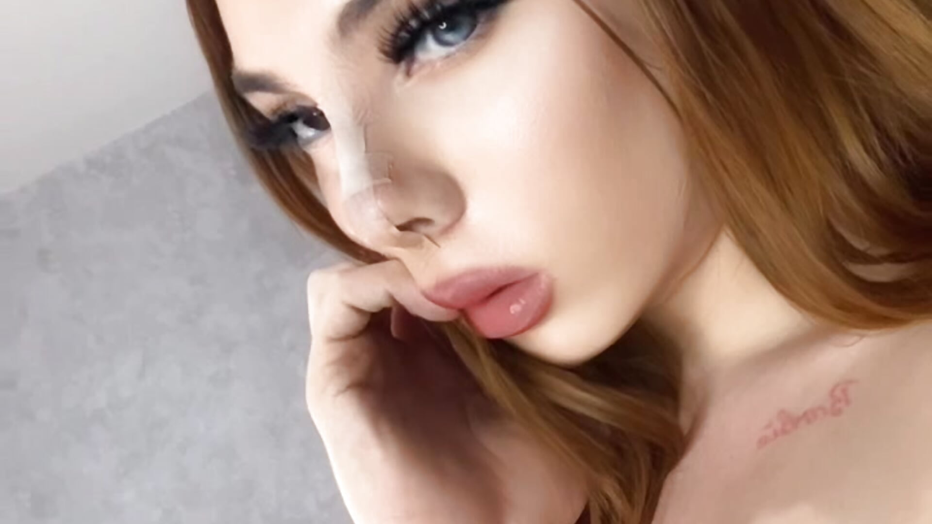 Ari - Video von Arivdoll Cam-Model