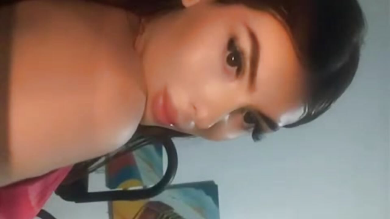 good girl 💖 - Video von Arivdoll Cam-Model