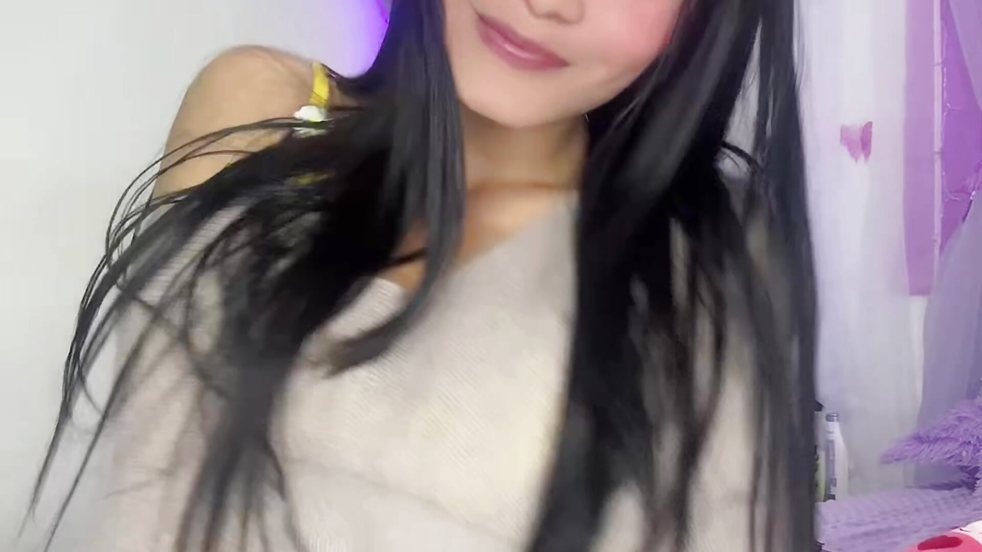 🌸 - video by MeganRouss74 cam model