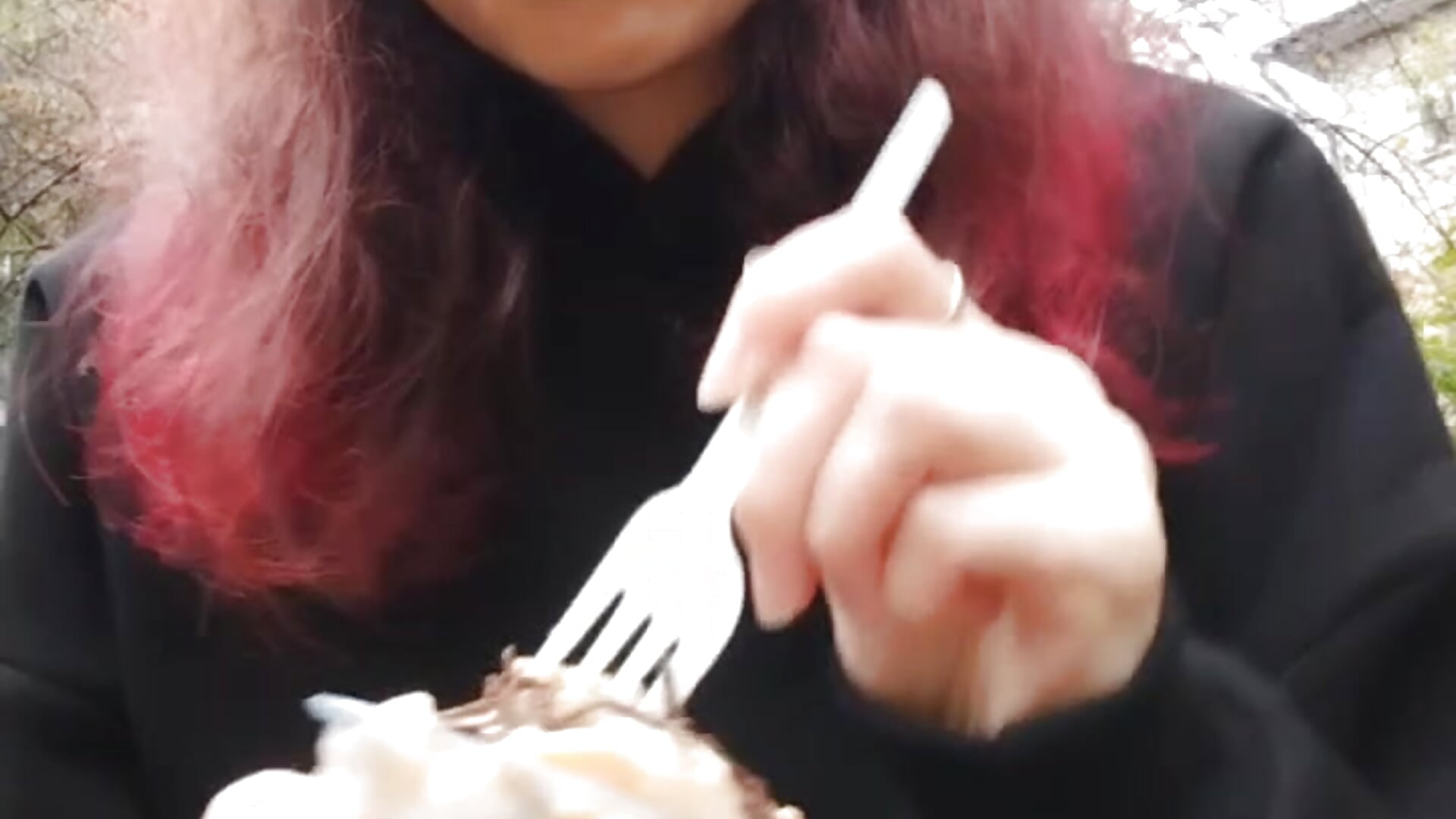 😚 - video by RolandaFolkes cam model