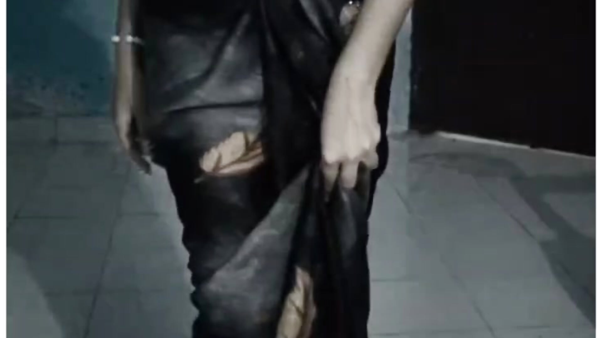 Saree Dance - video by queen_visakha cam model