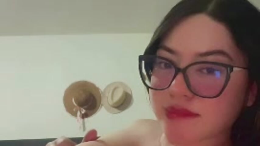 Do you want to see my nipples?🔥 - Vídeo de Catalina-Malave, modelo de vídeos