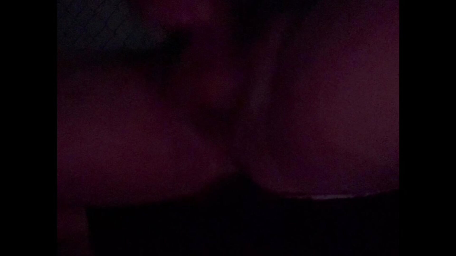 露出したくなったから駐車場でちんちんさわさわ(/// ^///) - sukebegorilla adlı kamera modelinin videosu