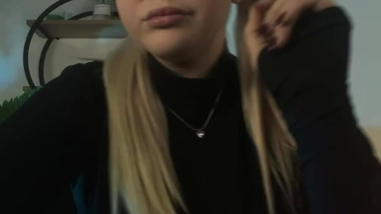 <3 - video by Viola_Bun cam model