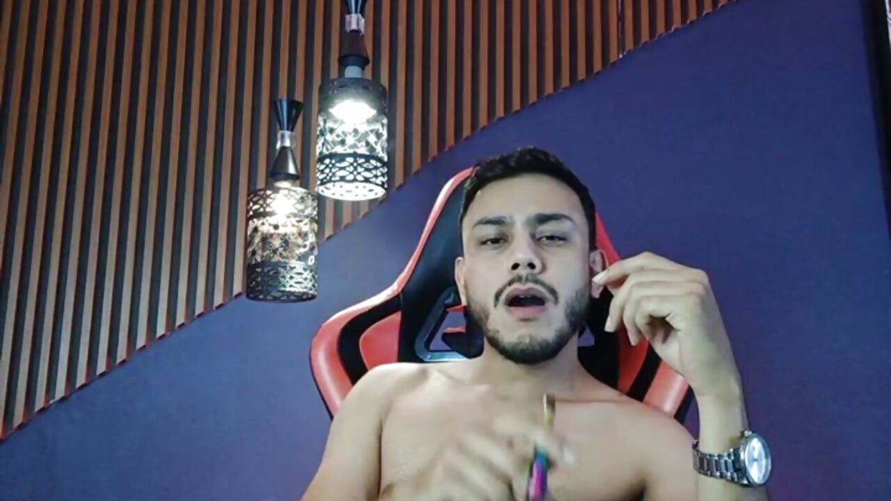 smoking - vídeo de la modelo de cam Boss_Domiinator