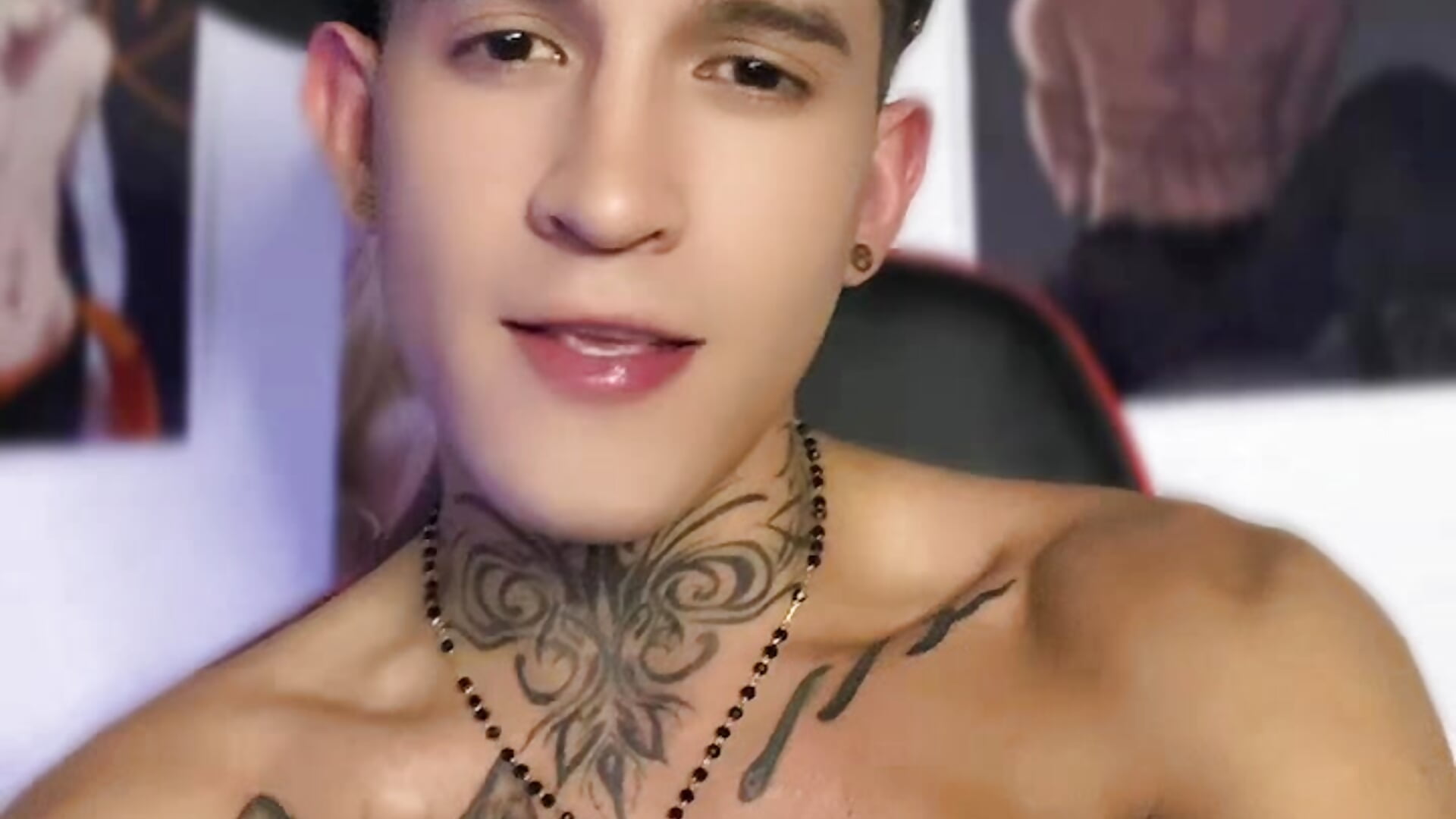 cfb7d90b931c4a18939ffa9953d3d6a3 - video by dilan_abraham12 cam model