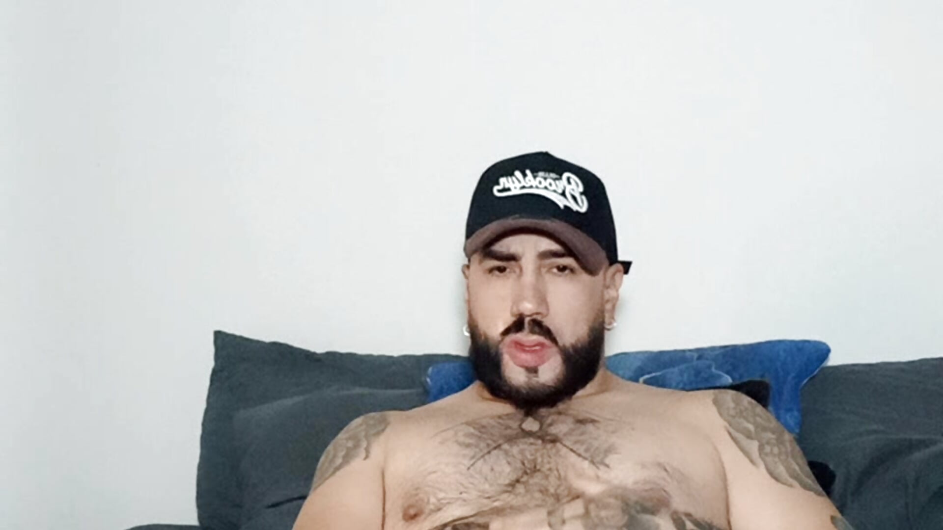 bear category - video by DaddyBear__ cam model
