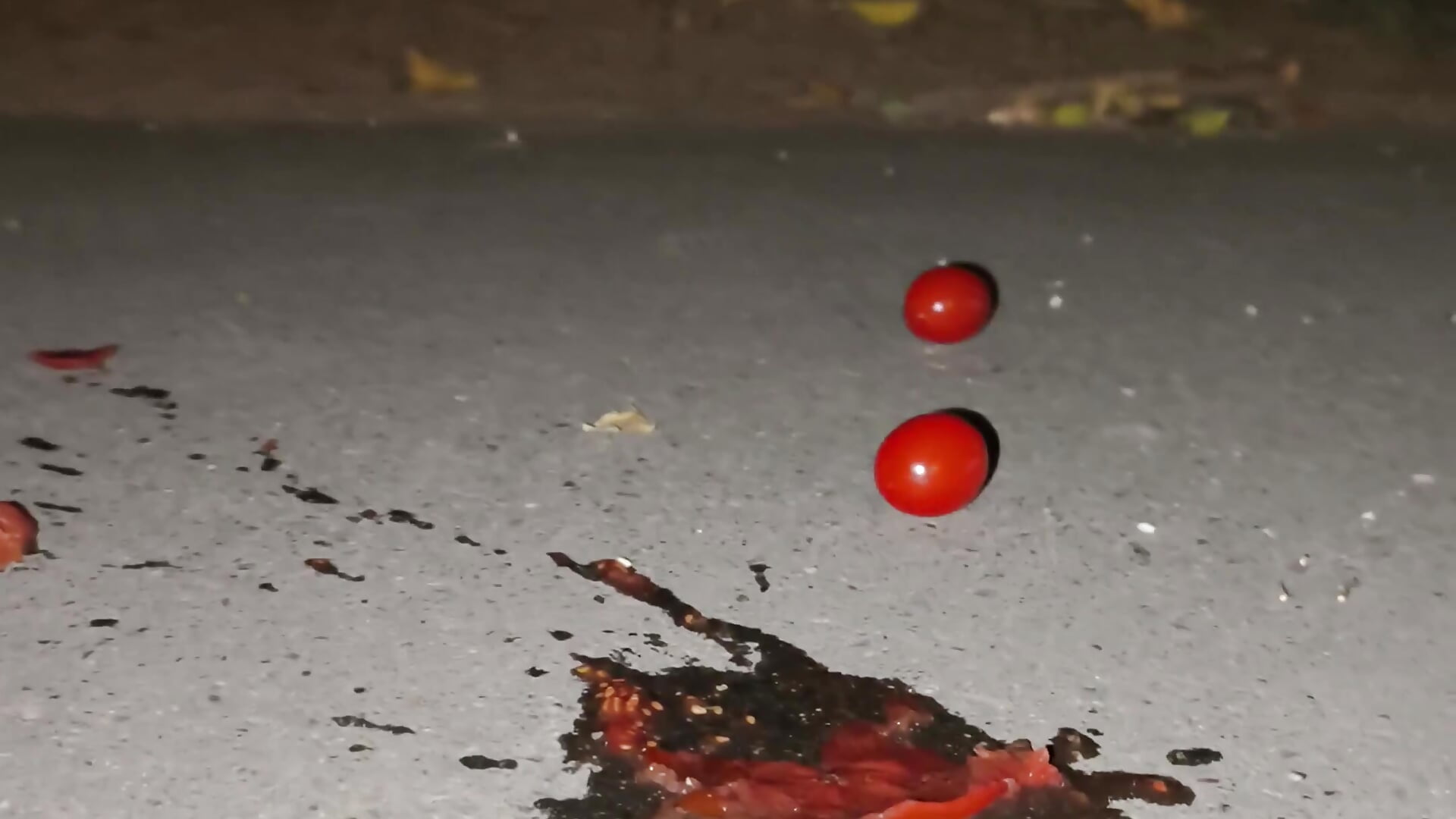 Tomato and Banana Crush - video by CruelSiren cam model