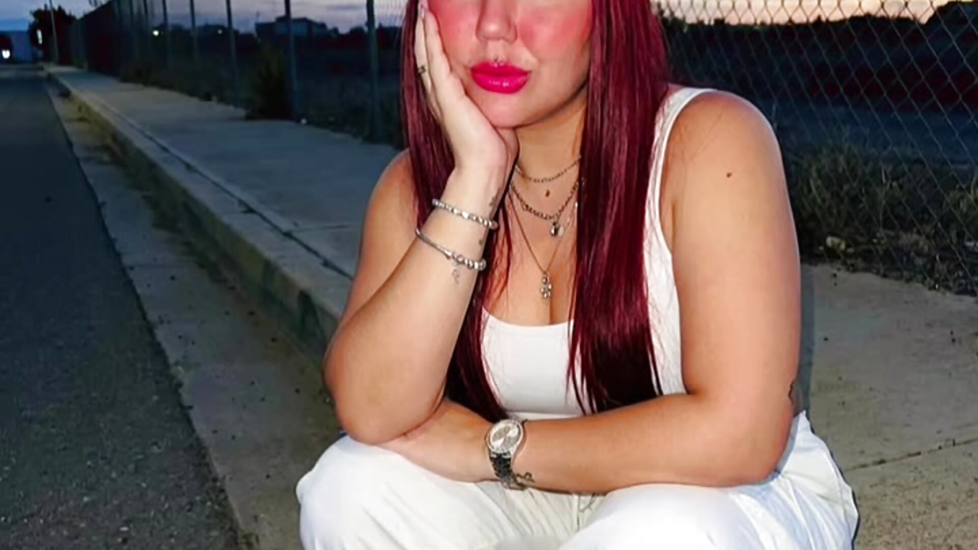 1000099301 – video od webkamerové modelky evadirtyxx