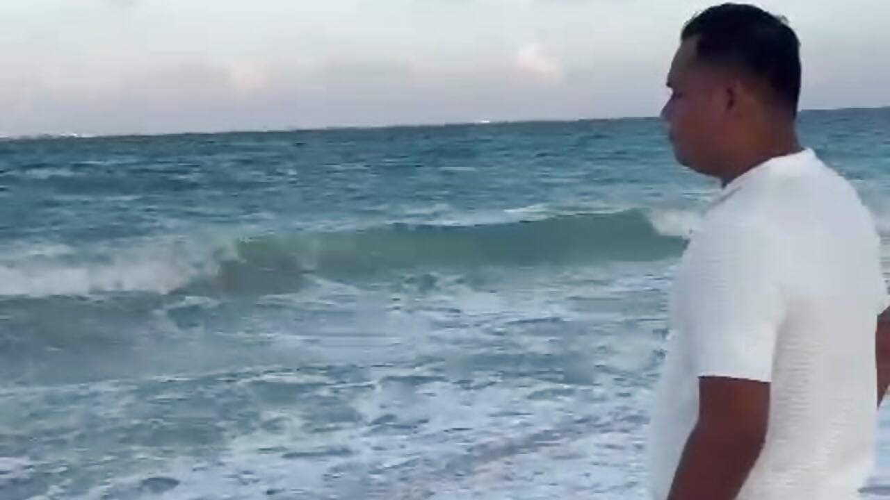 8eb3e86b-6b1f-41de-9c55-f28062560b5c - Video von Danimiles Cam-Model