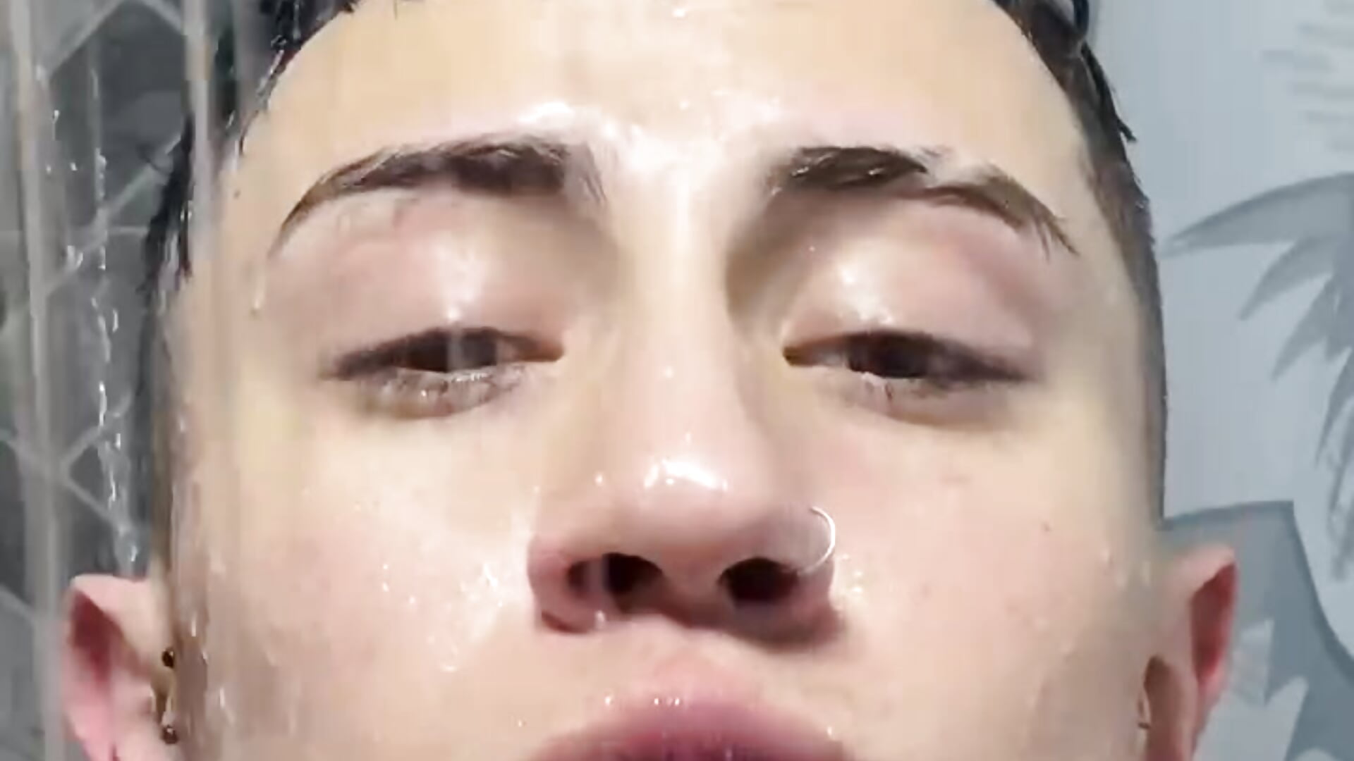 how good it feels to be underwater 🔥 - video by RiderVance cam model