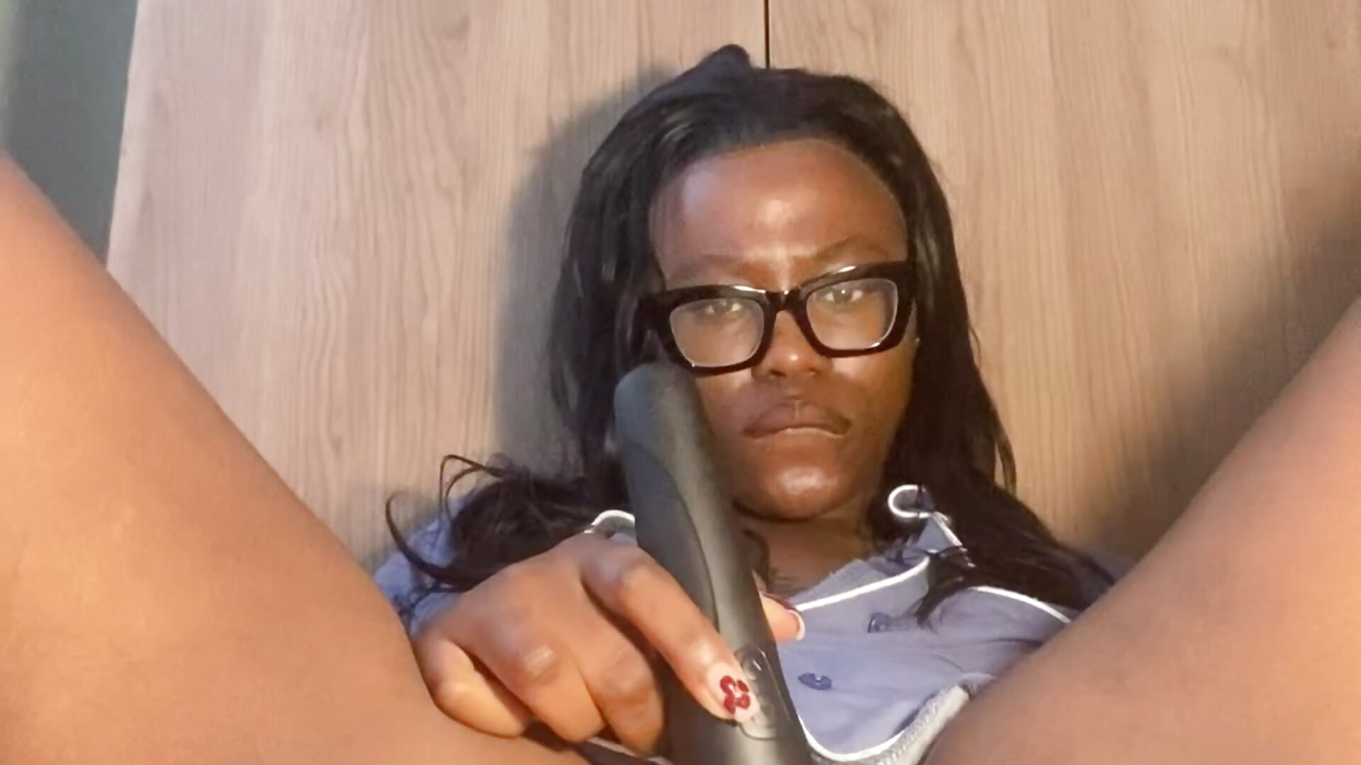 Pussy Play turns creamy💦😍😈🍑 - video by Moonzy77 cam model