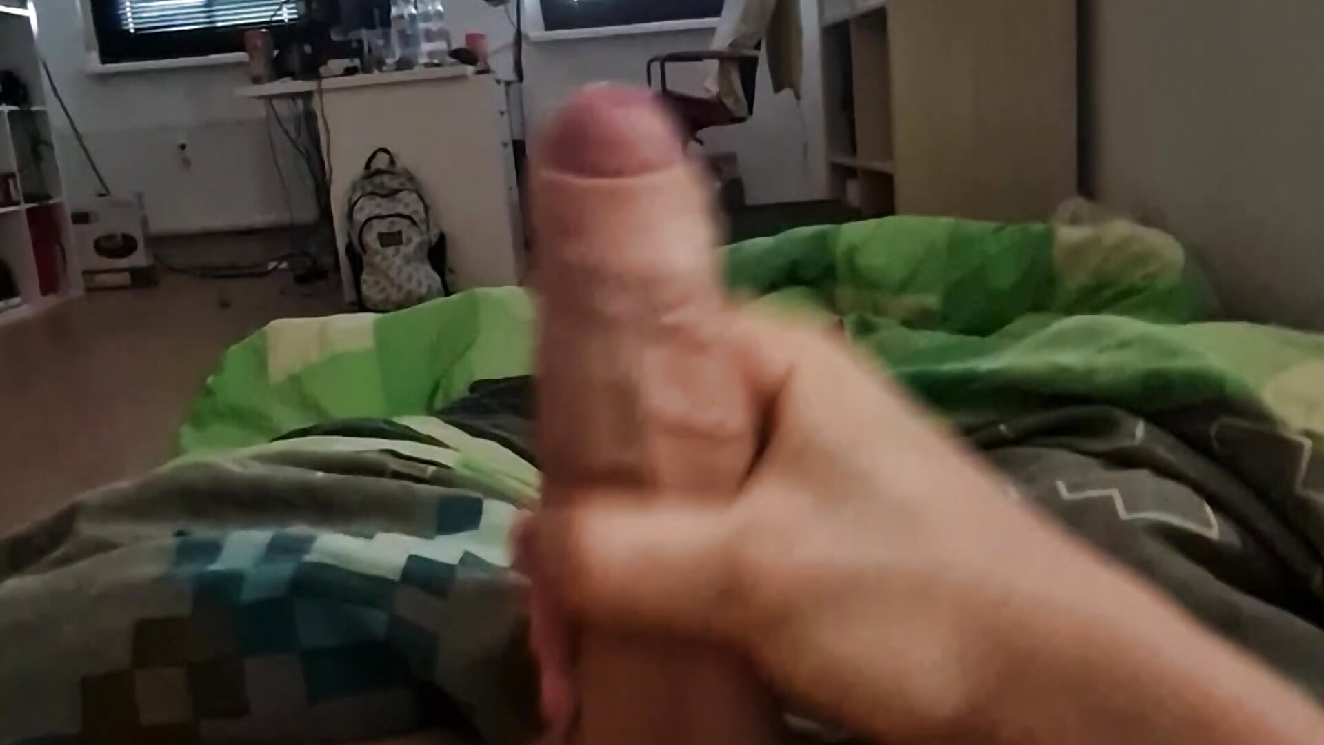Mastubieren mit leichtem stöhnen (1min) – video af lennox00827 cam-model