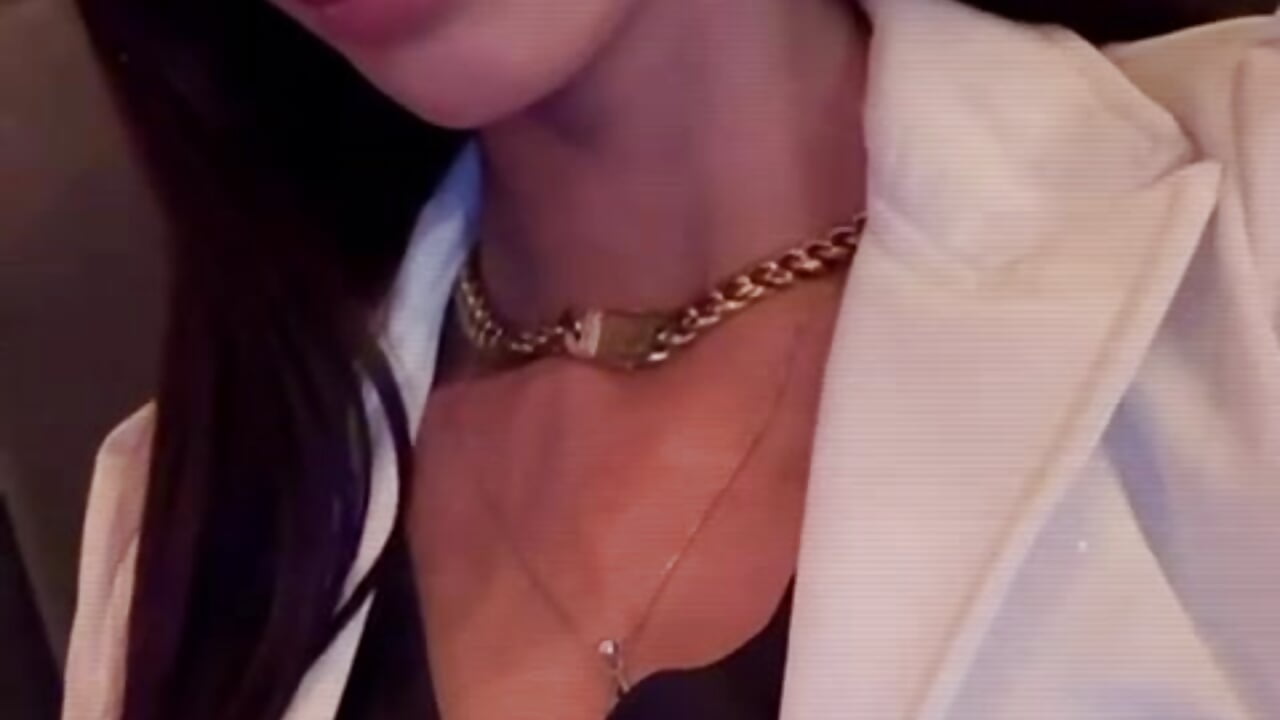 Elegance and a mind full of sins😈✨ - video by MiriamJo cam model