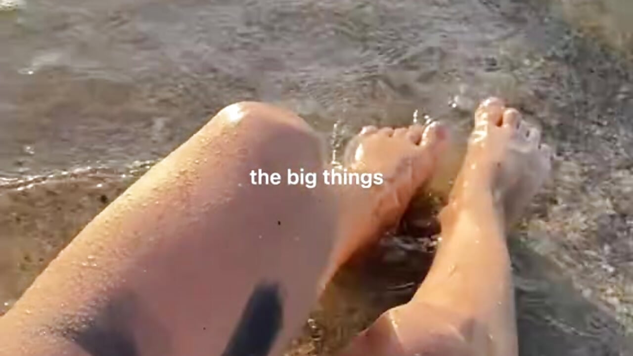 💋🤭 - video by tvoy_devil cam model