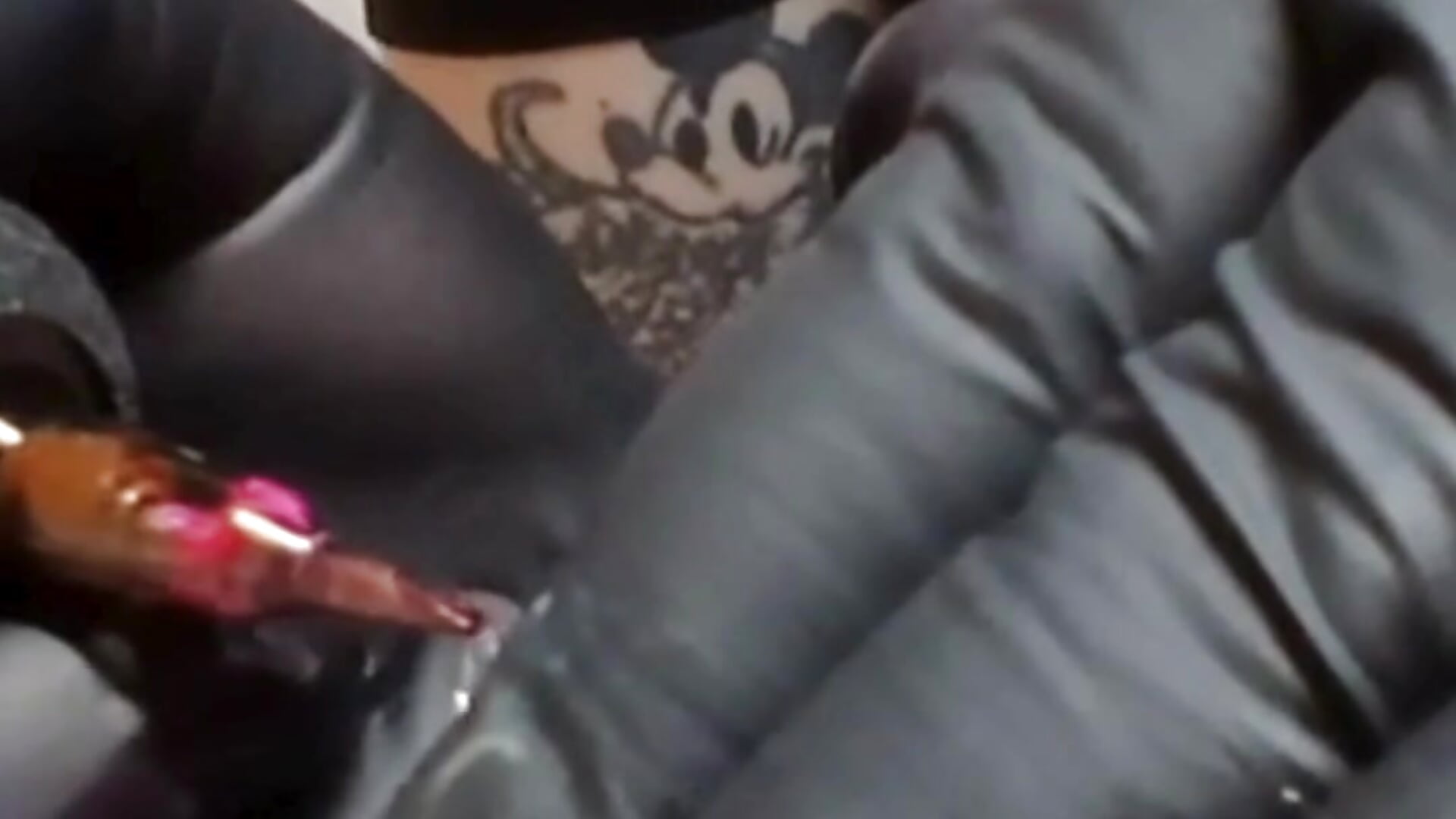 Ma deuxième session tatouage aux tétons 🩷
