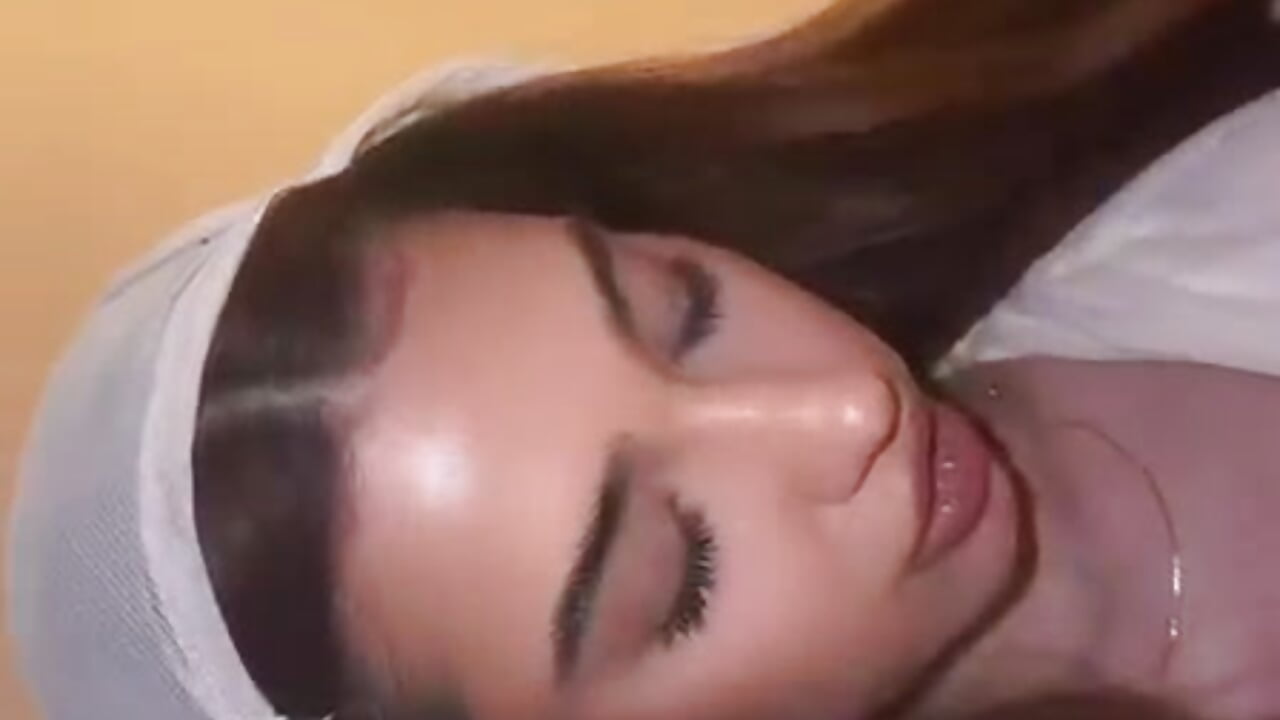 Coming in? – ItalianGirl videója