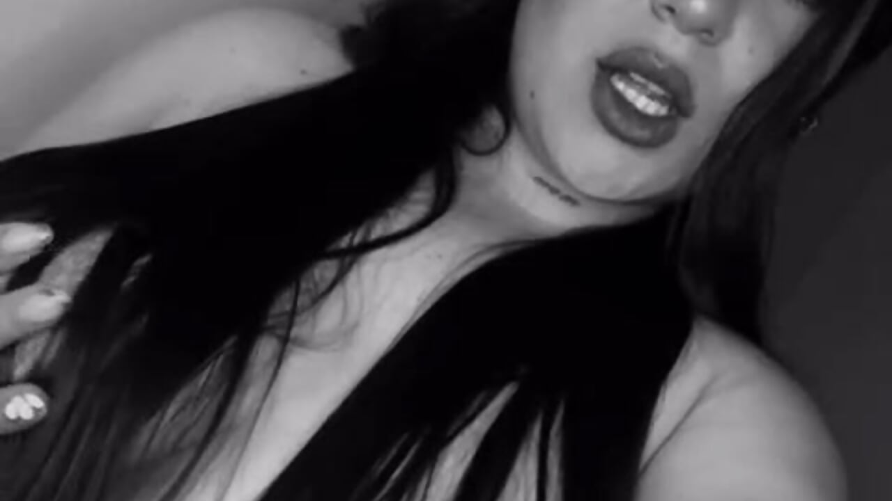 WhatsApp Video 2025-11-18 at 9,06,32 AM (1) - Sara_B_Sexual主播的视频