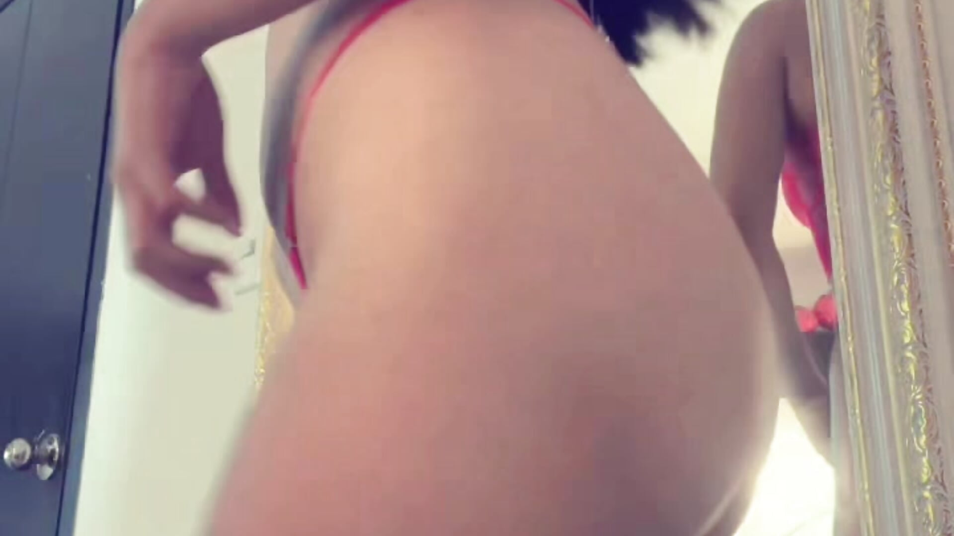 Twerk 🍑 - CaterinaRomano adlı kamera modelinin videosu