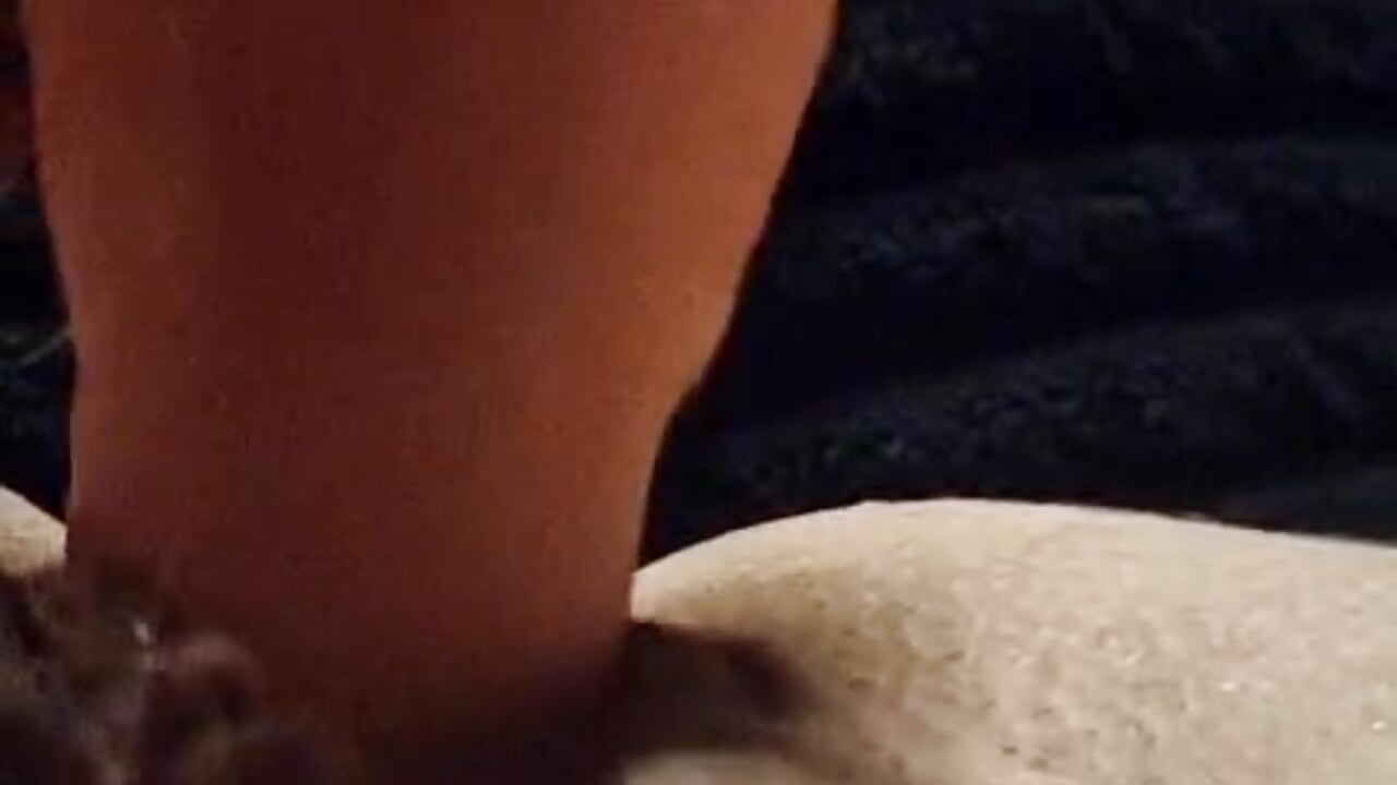 JUEGO SOLITA CON MI JUGETE 😈 - video by AAmberLust cam model