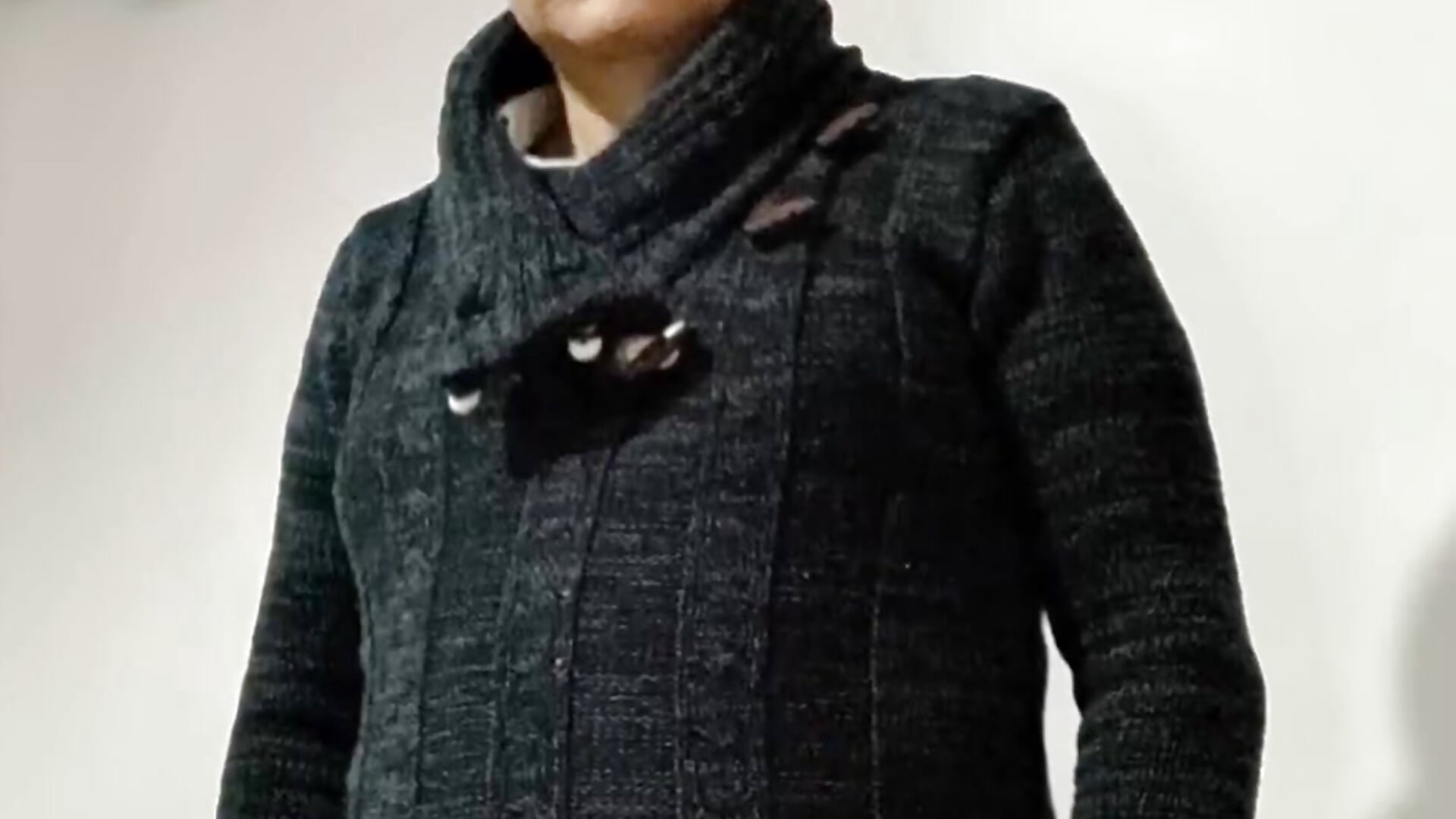 Elegancia - video by CubiformPostbox