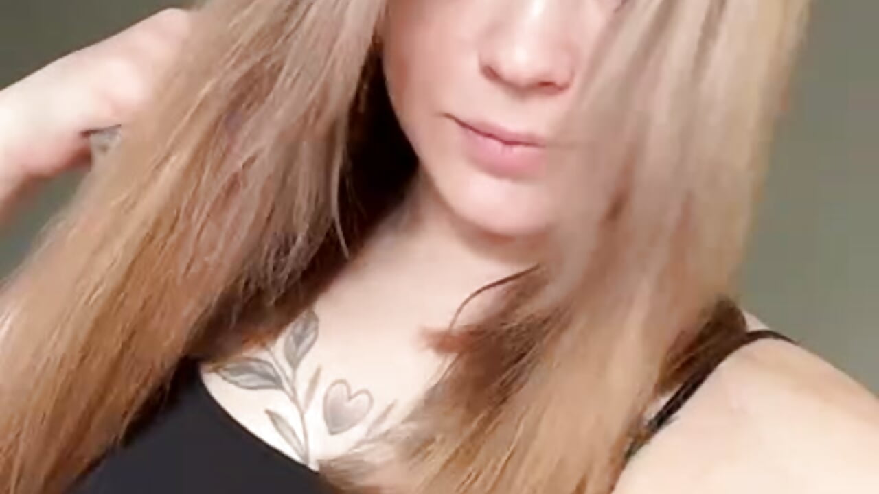 Welcome my dears – video modela na kameri Jerry-Hall