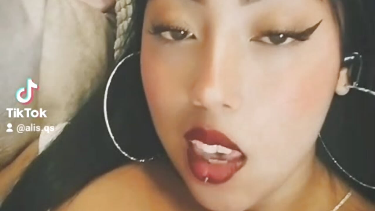 WhatsApp Video 2025-10-30 at 10,27,28 PM - video by aylin_tk cam model